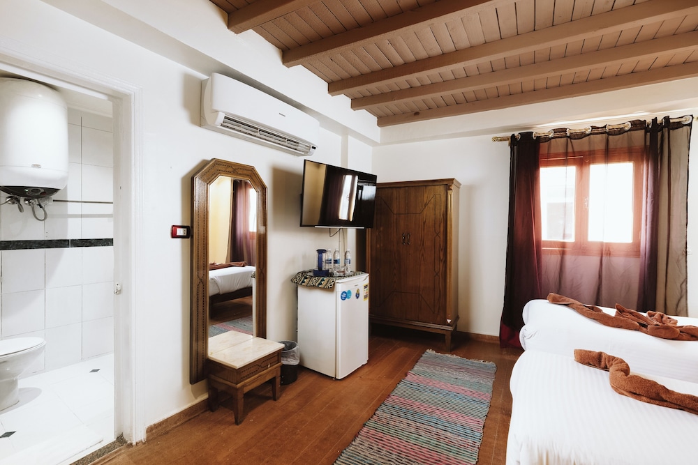 Family Quadruple Room photo 1
