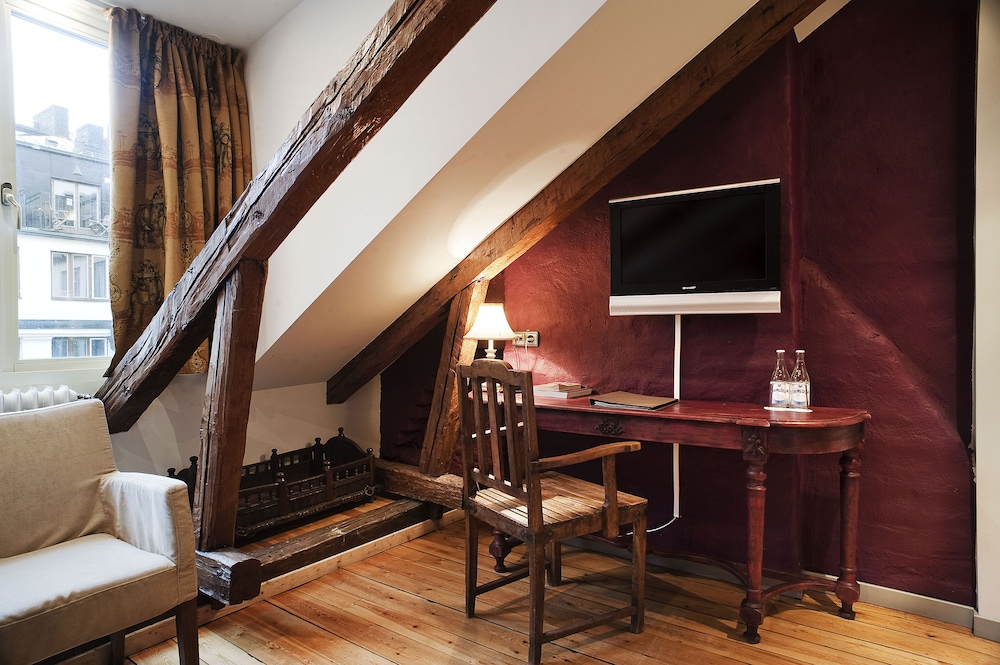 Superior Double or Twin Room - Photo 6