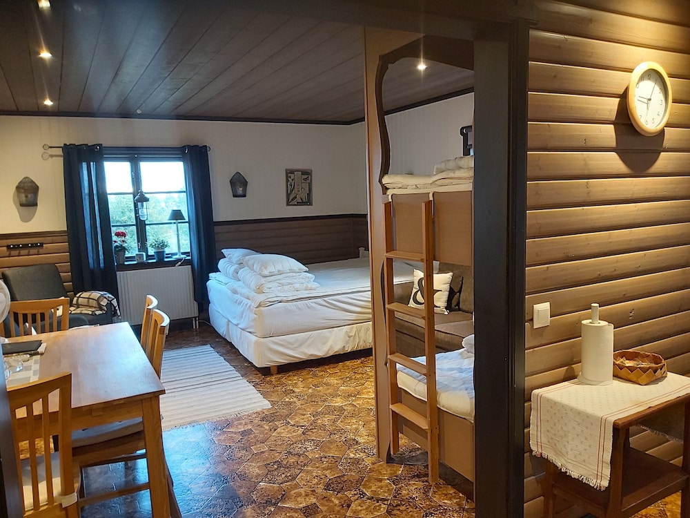Family Cabin photo 1