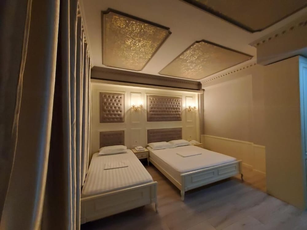Triple Room, Balcony