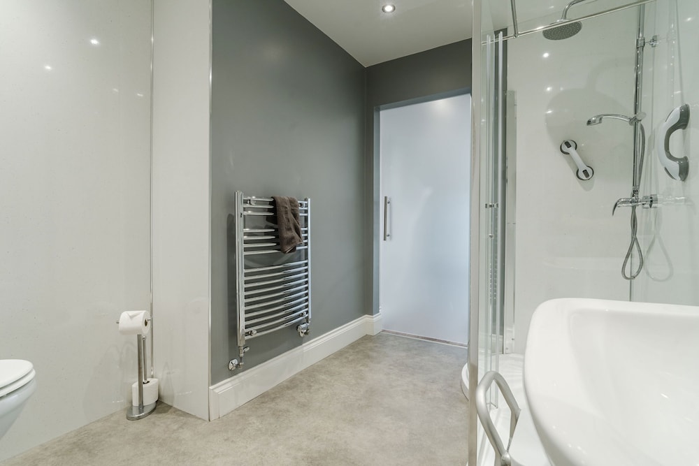 The Roxburgh, Billede 7