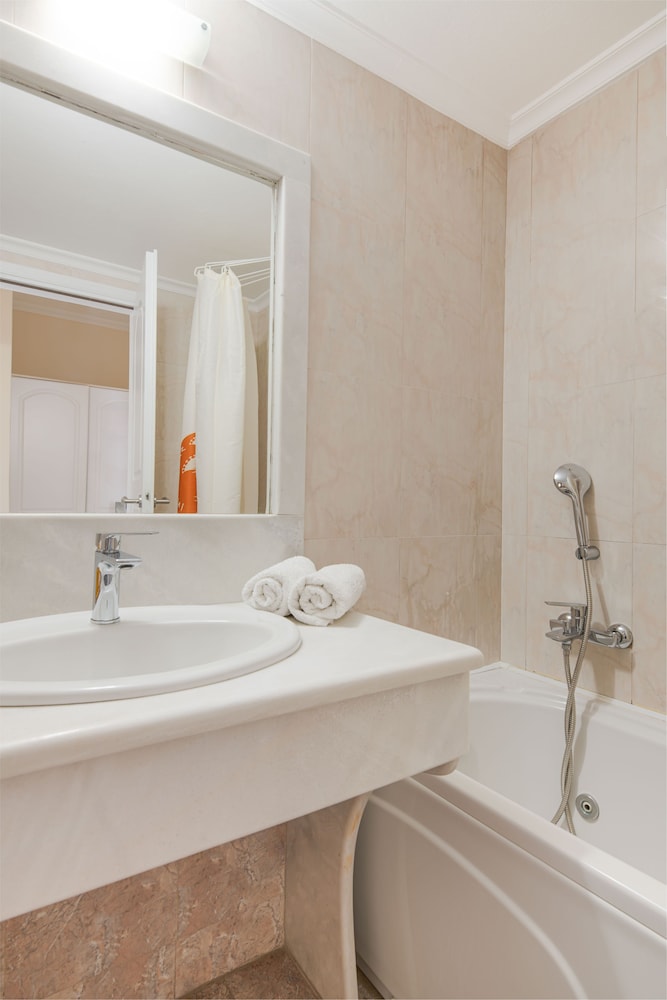 Superior Room - Photo 3
