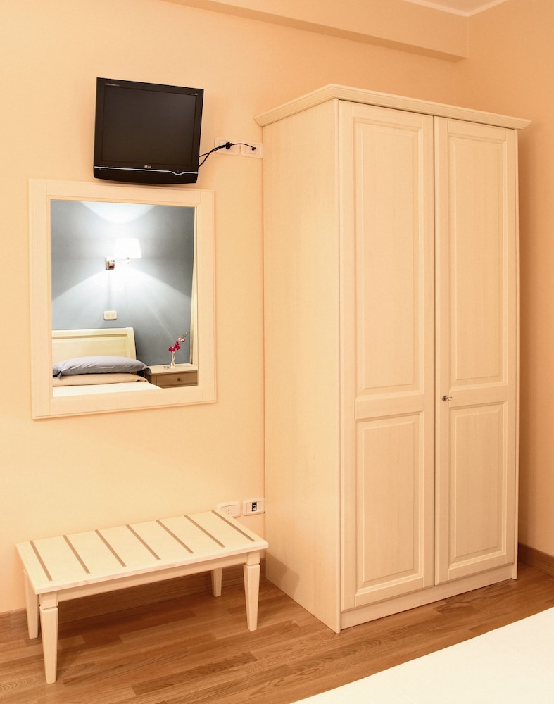 Single Room photo 1