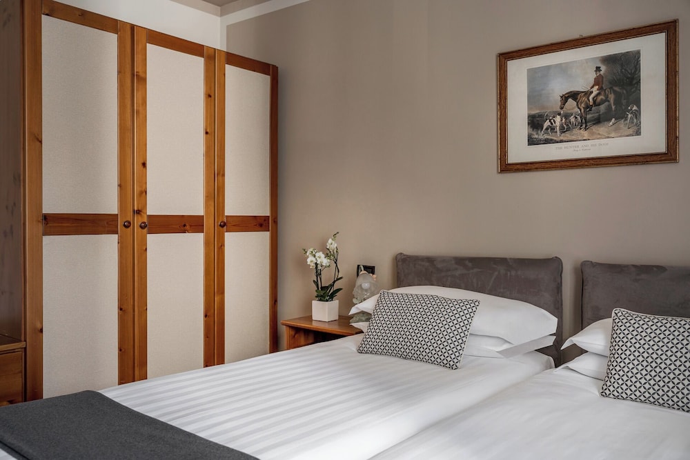 Comfort Room - Photo 3