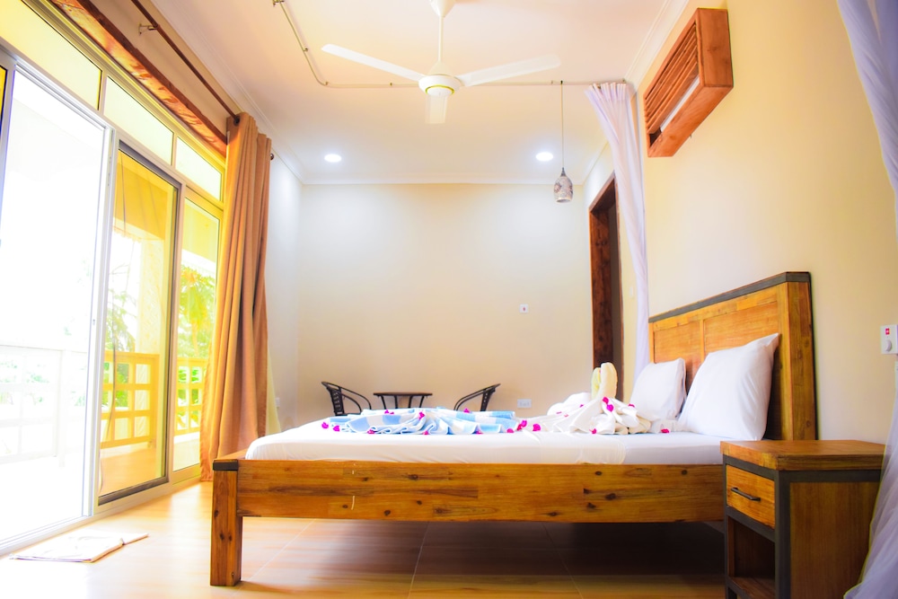 Classic Room, 2 Bedrooms, Sea View photo 2