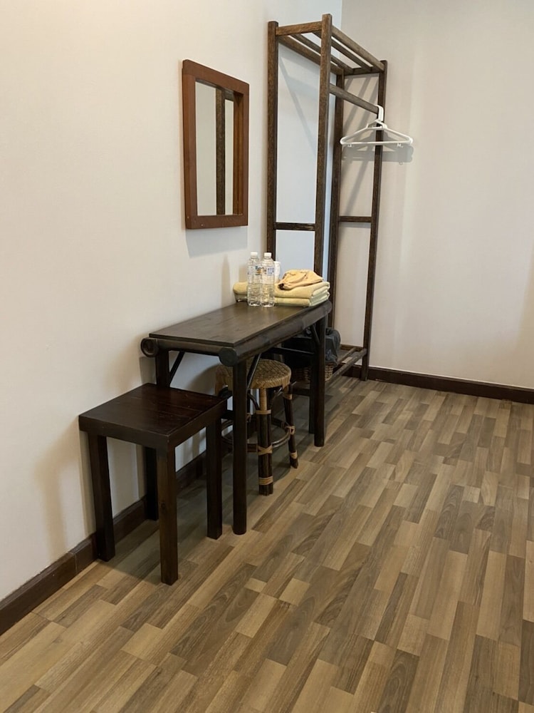 Air-Con Standard Twin room