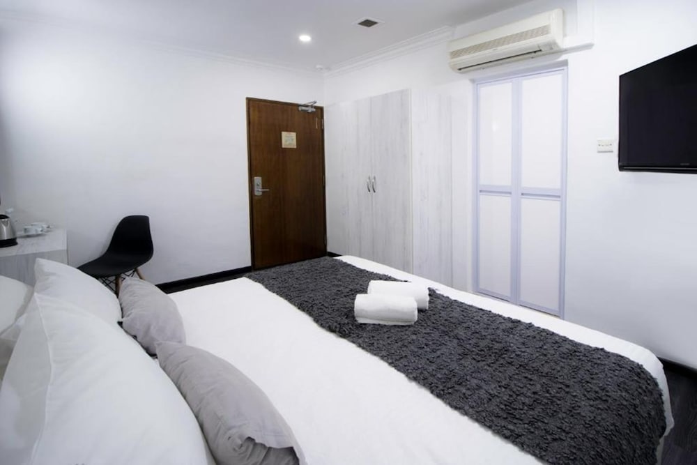 Superior Triple Room photo 2