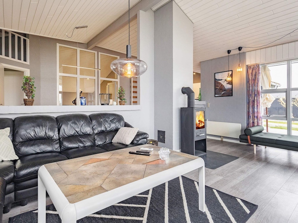 House photo 2