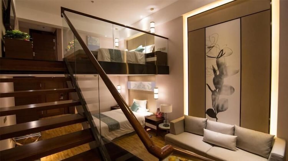 Family Room photo 1