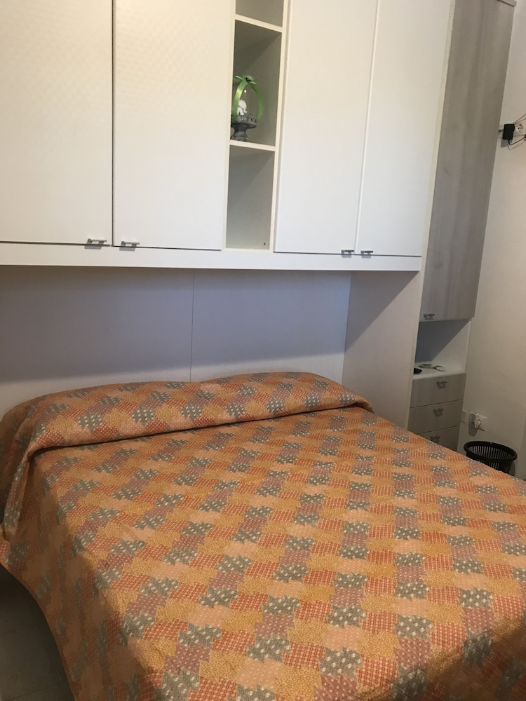 Apartment, Ground Floor photo 2