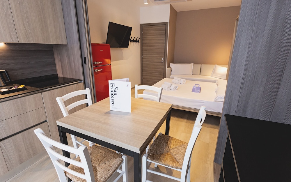 Deluxe Apartment, 1 Bedroom - Photo 1