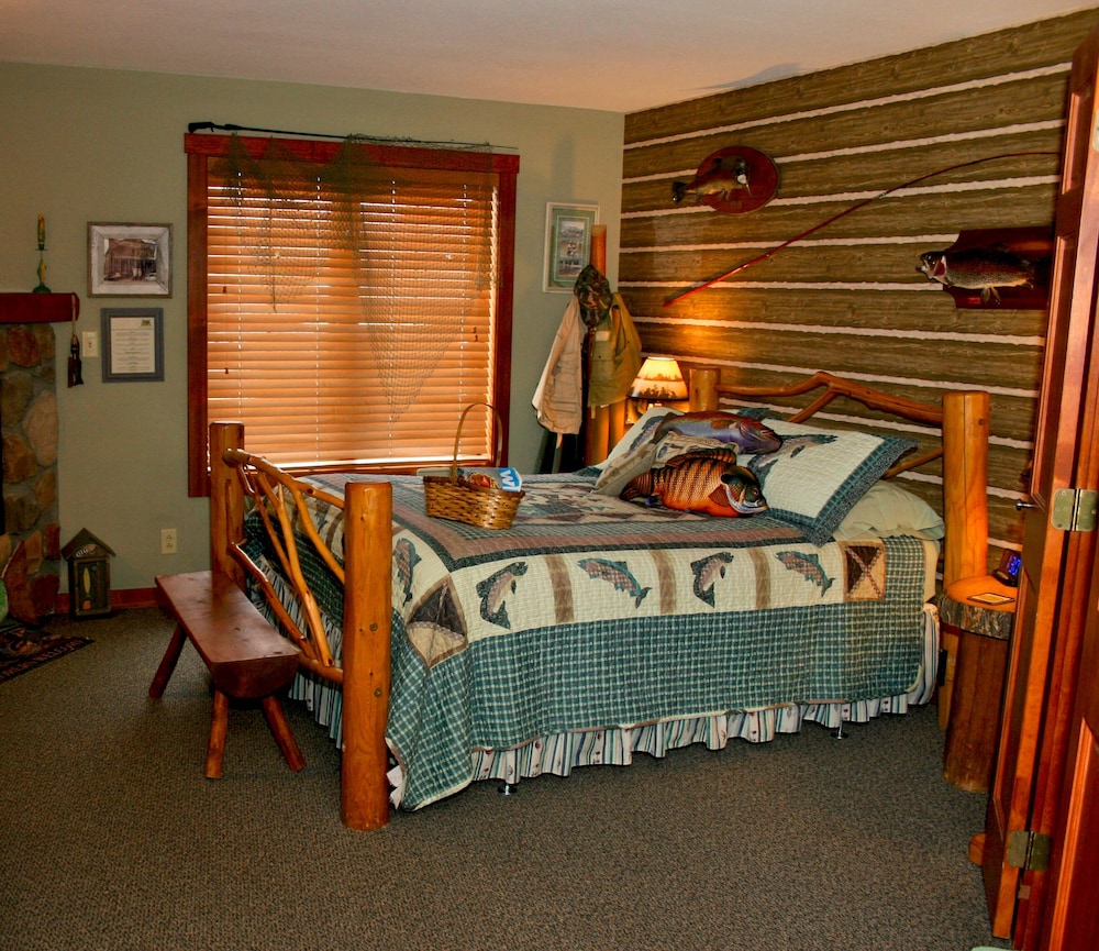 Standard Double Room, Ensuite (Rockbridge)