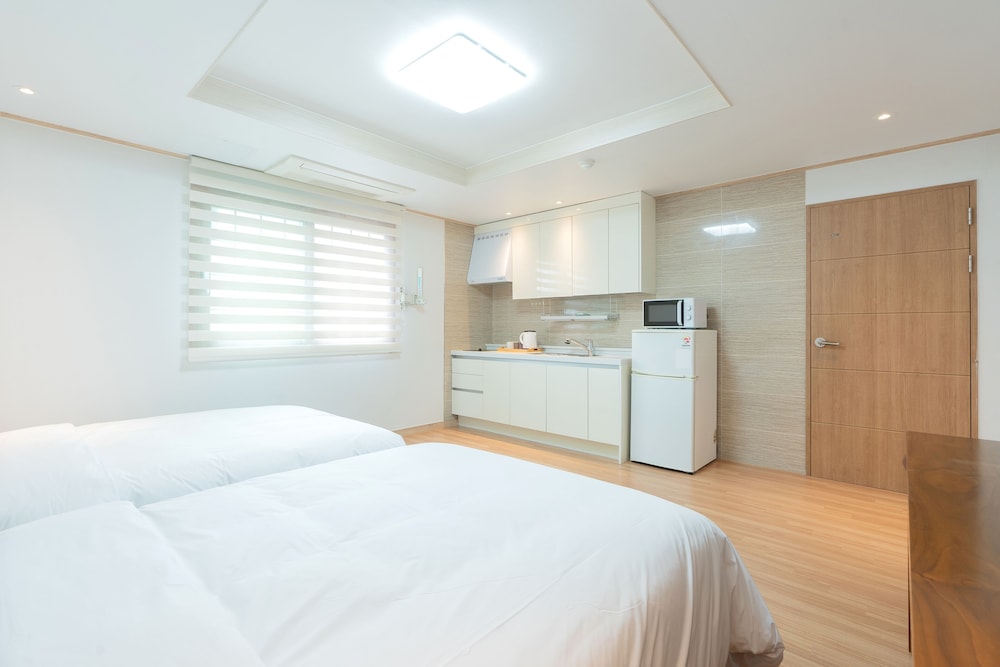 Deluxe Twin Room photo 2