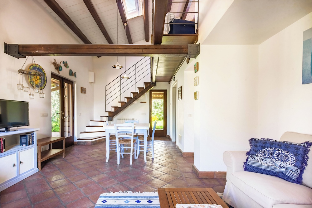 House, Partial Sea View