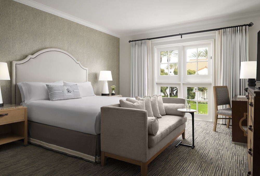 Room, 1 King Bed (Resort) - Photo 2