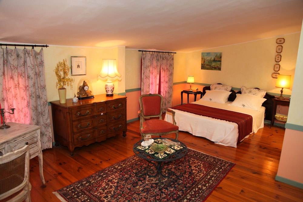 Double Room (Olive) photo 1