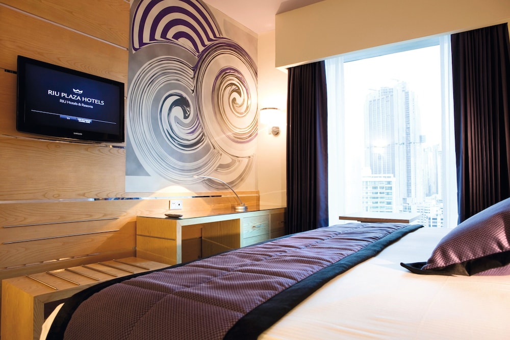 Suite - Photo 3