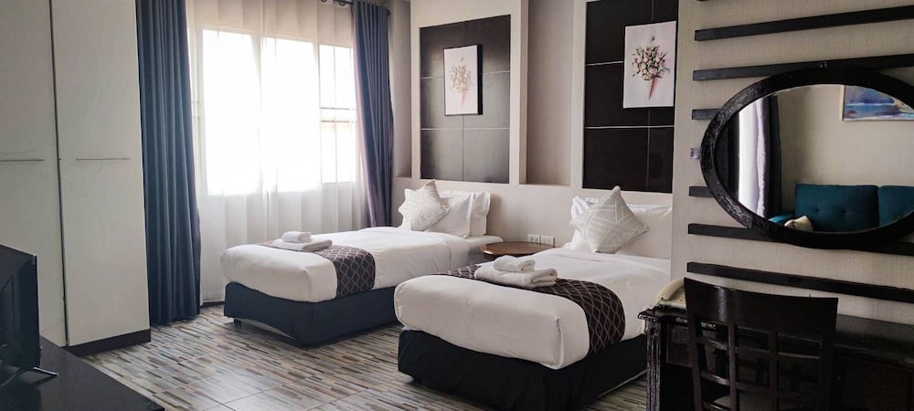Deluxe Twin Room - Photo 2