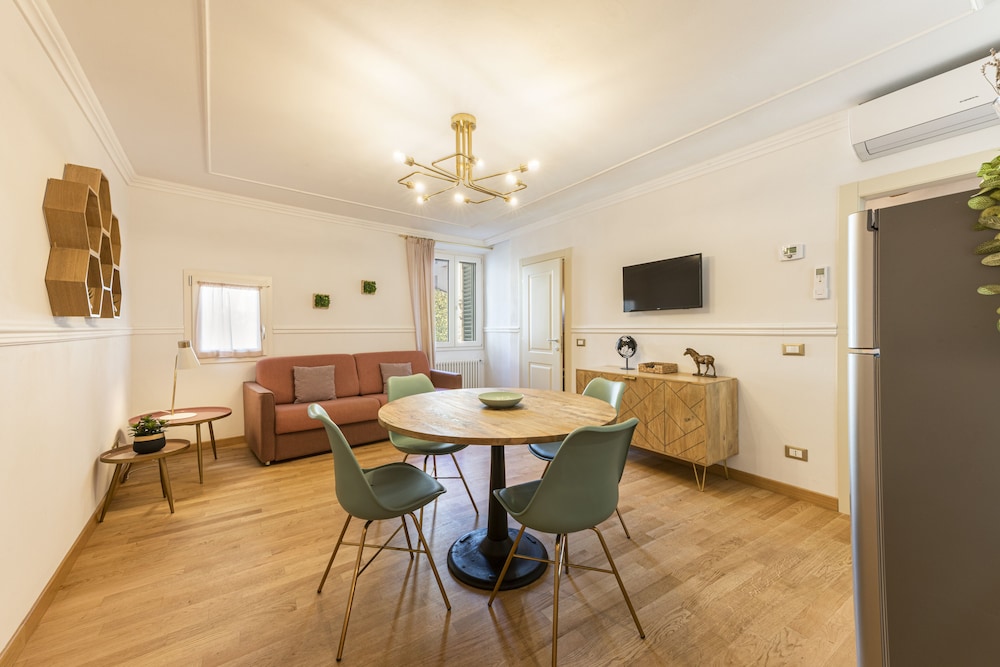 Comfort Apartment photo 1