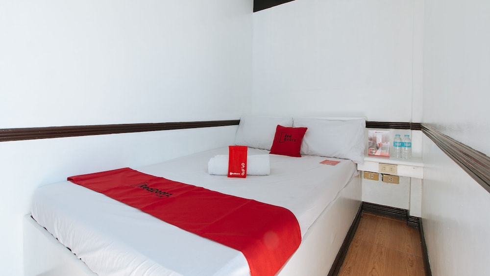 Double Room (Reddoorz)