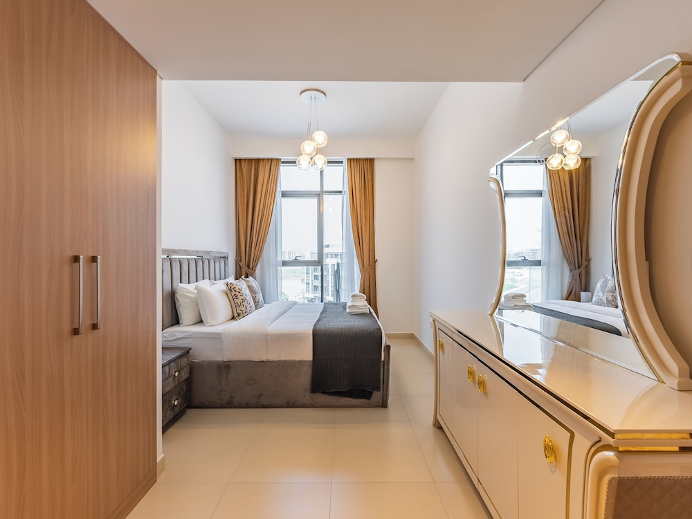 Deluxe Apartment, Balcony, City View photo 1