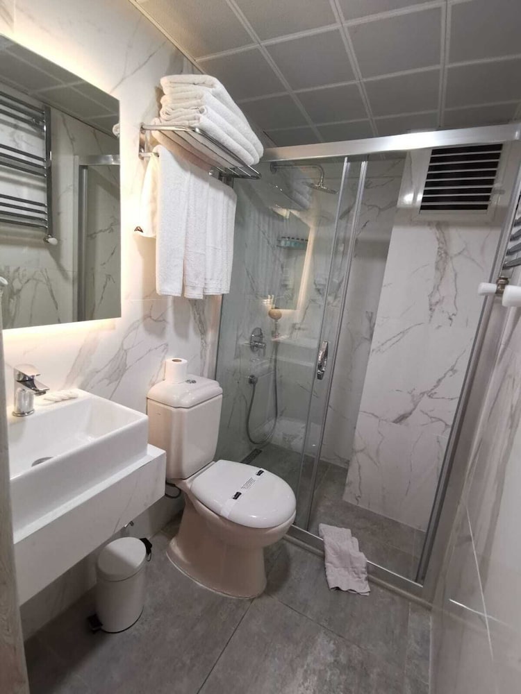 Economy Single Room