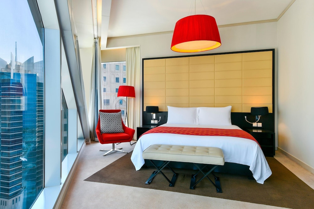 Suite, 1 Bedroom - Photo 4