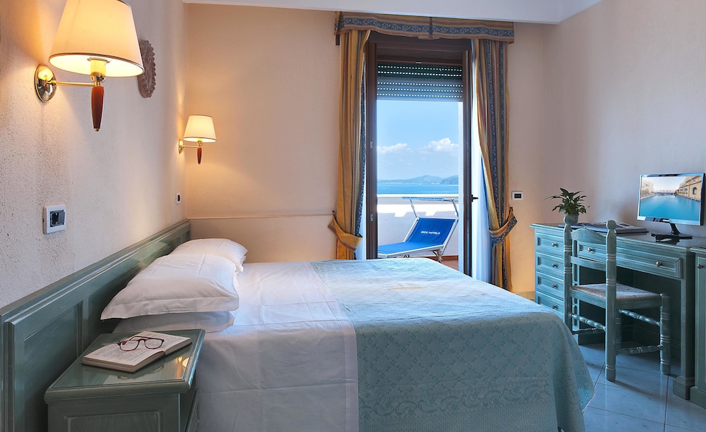 Double Room, Balcony - Photo 2