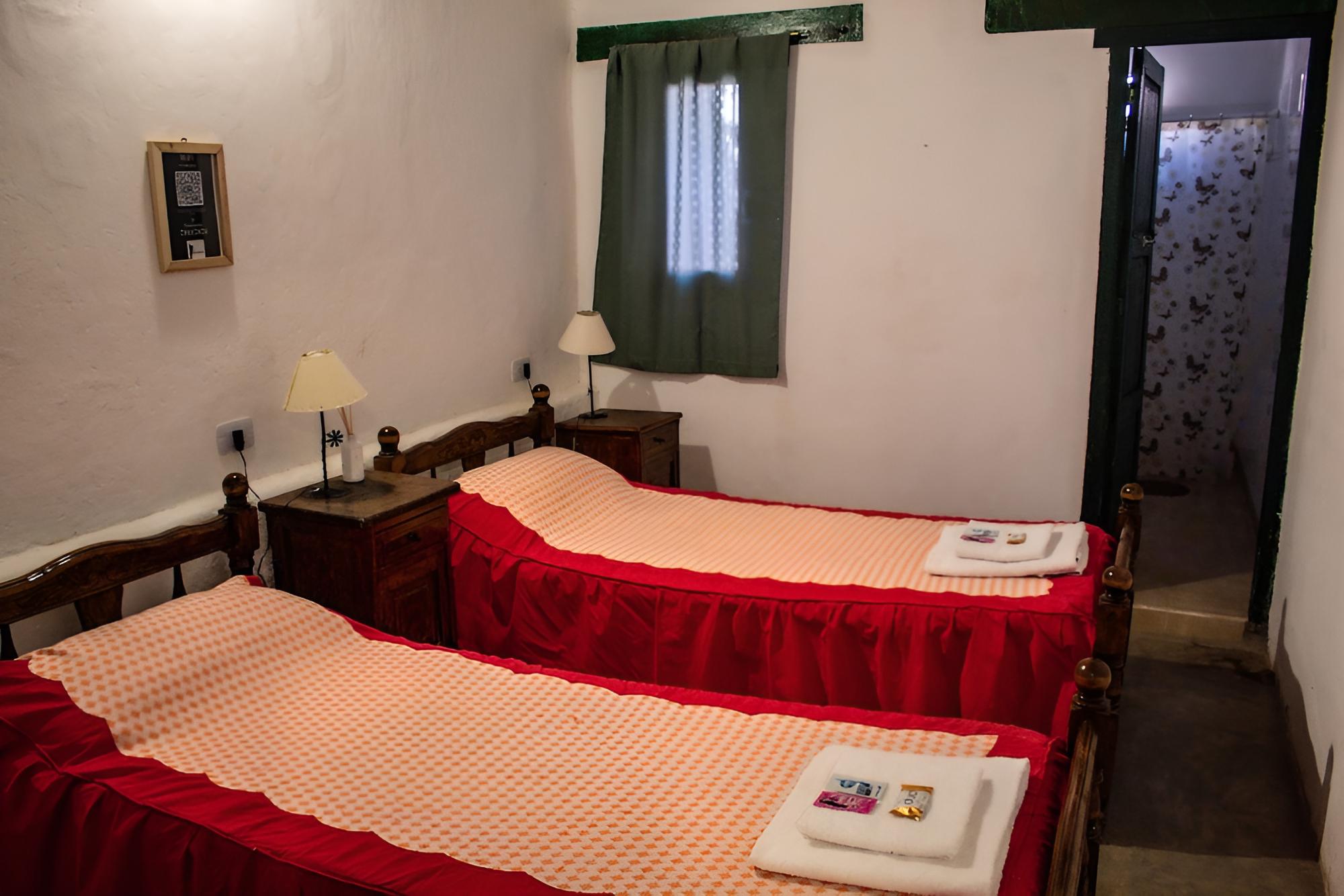 Basic Double or Twin Room photo 3