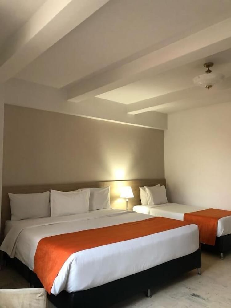 Junior Triple Room, 1 Bedroom photo 2