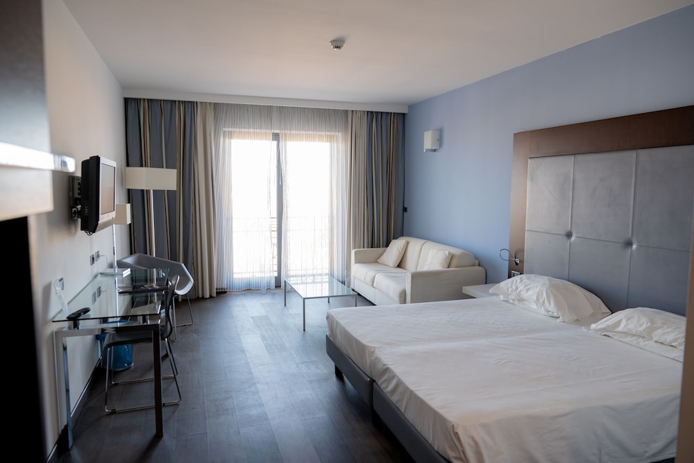 Standard Quadruple Room photo 1
