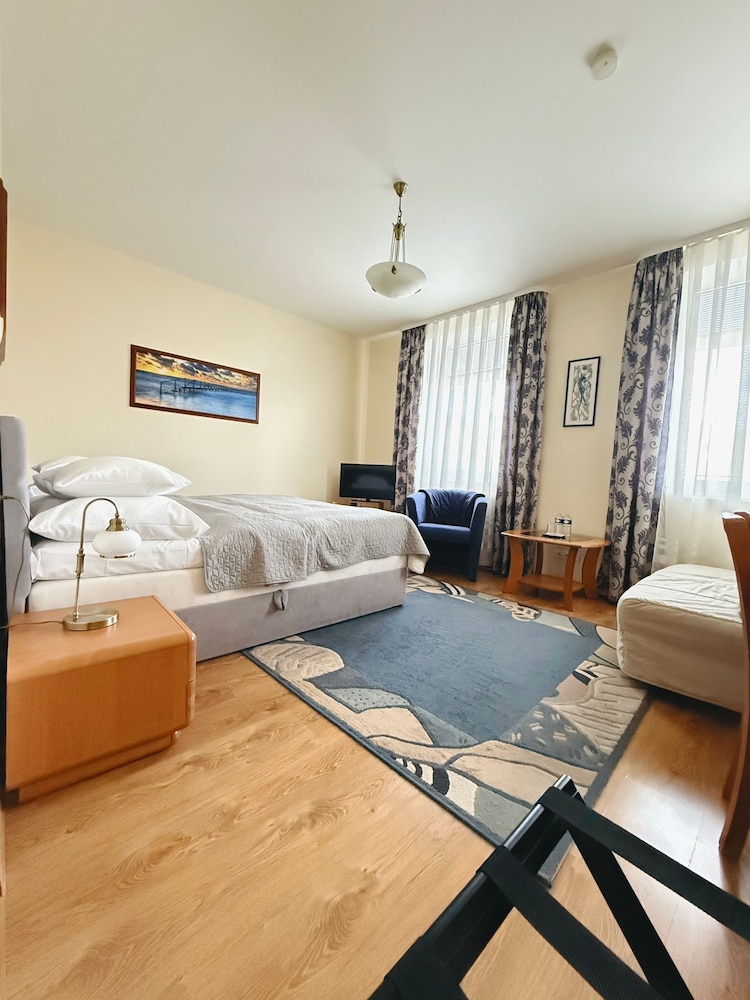 Comfort Double Room, Garden View photo 1