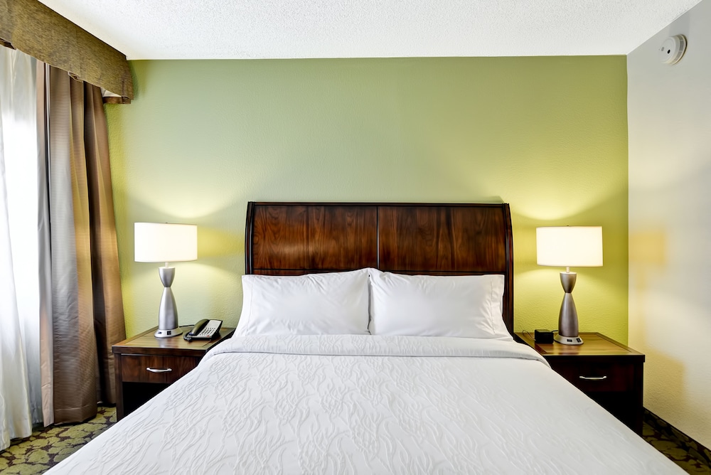 Suite One King And One Sofa Bed