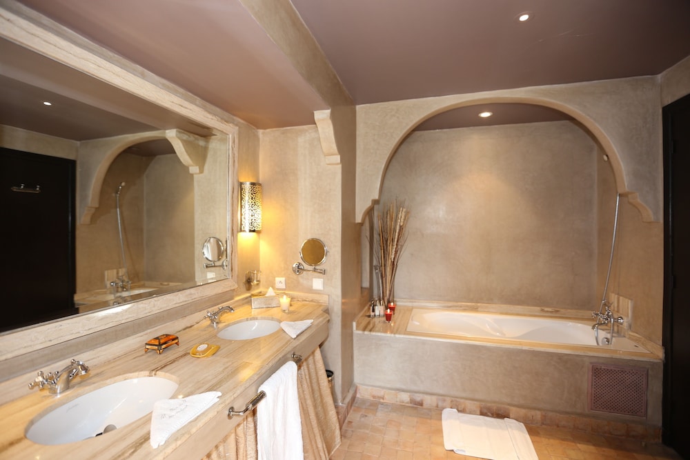 Prestige Suite - Photo 6