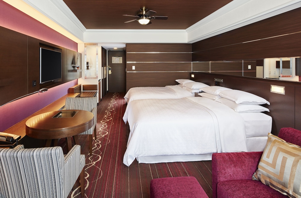 Club Room, 2 Double Beds - Photo 3