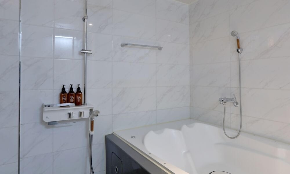 Special Suite Twin - Photo 7