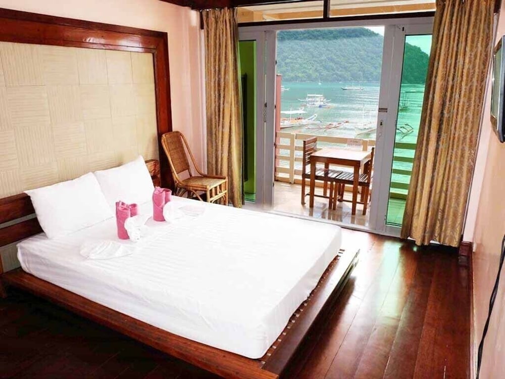 Terrace Suite (Sea View) photo 1