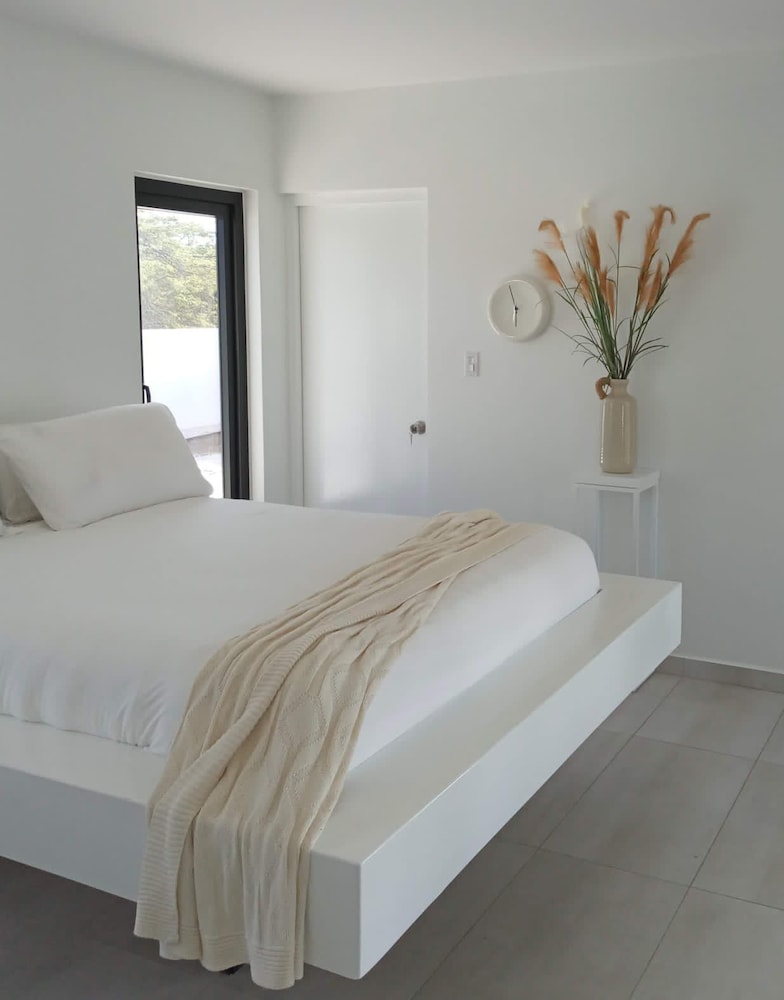 Comfort Villa, Private Pool, Pool View photo 2