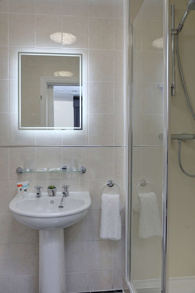 Executive Suite, 1 King Bed, Non Smoking - Photo 8