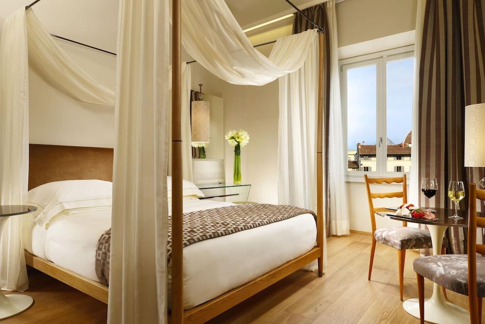 Deluxe Double Room, City View