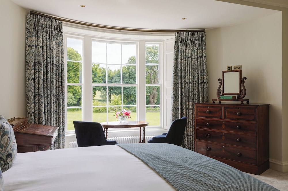 Double Room (Sir William's Suite) photo 1