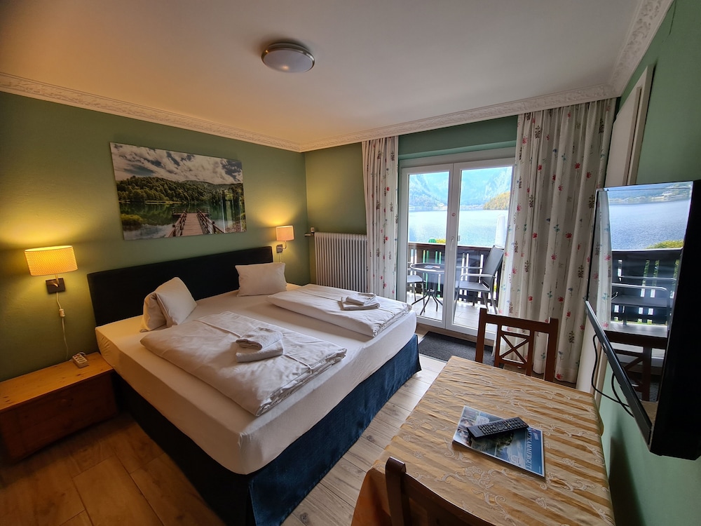 Double Room, Balcony, Lake View - Photo 6