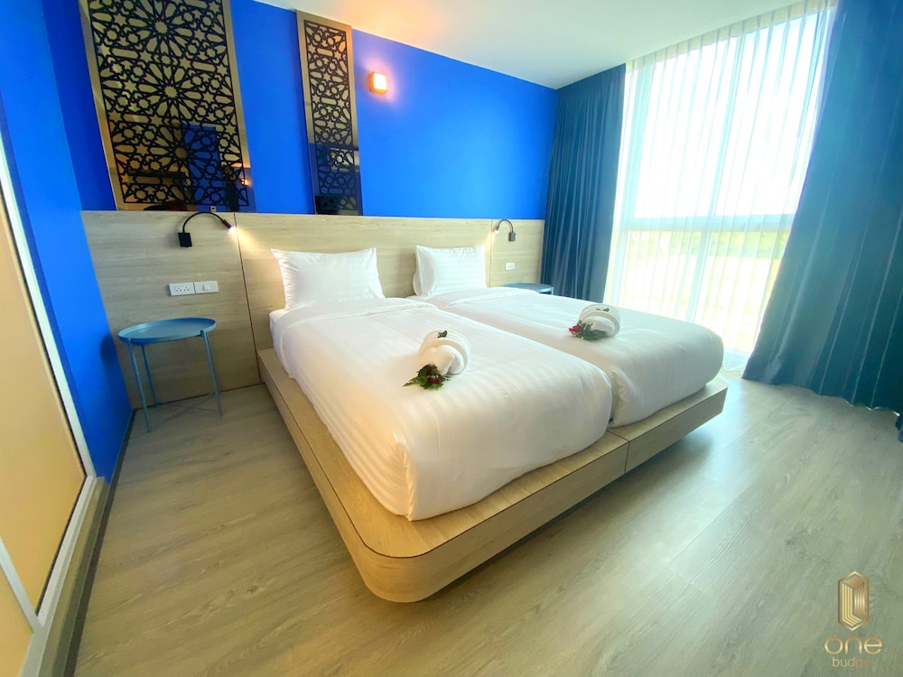 Standard Twin Room - Photo 1