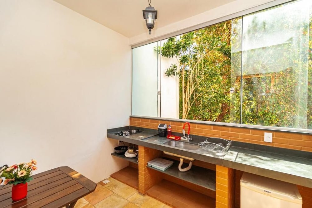 Classic Studio, Garden View - Photo 5