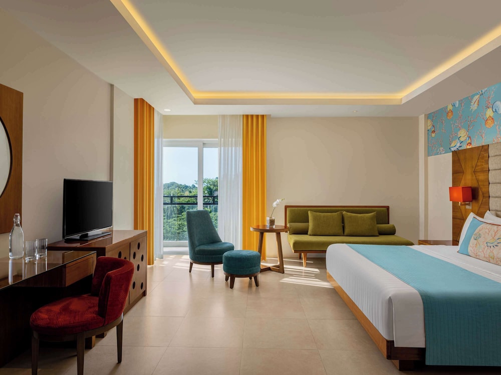 Premium Room, 1 King Bed photo 1