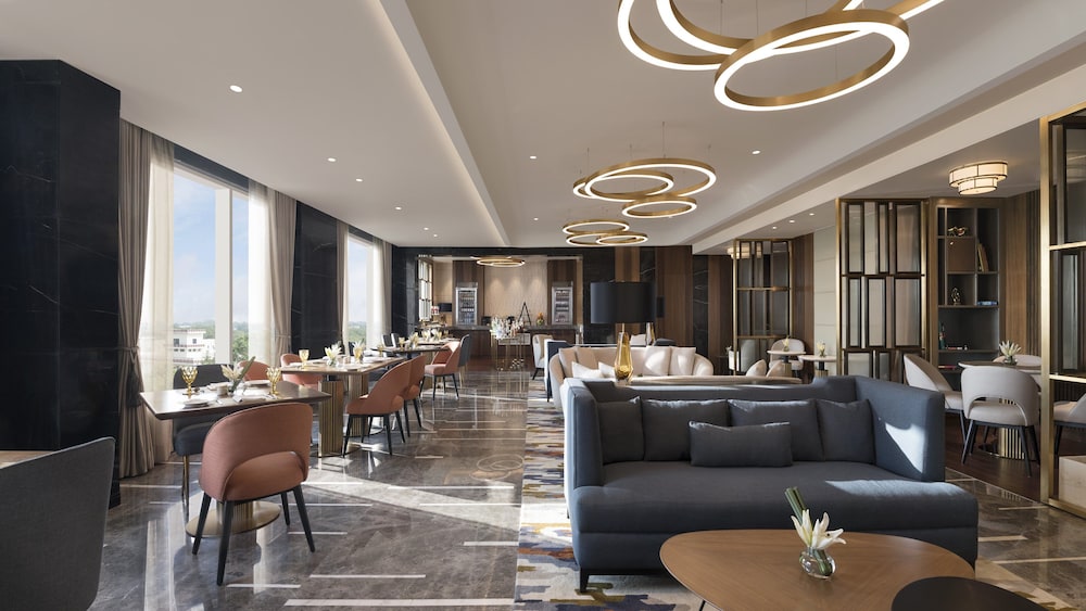 Junior Suite, City View