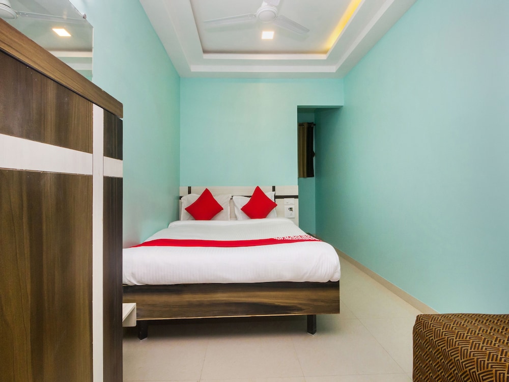Double Room, 1 Queen Bed photo 1