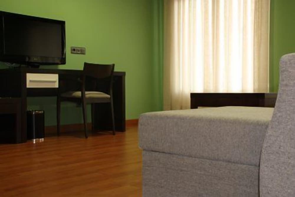 Room (Quintuple) photo 2