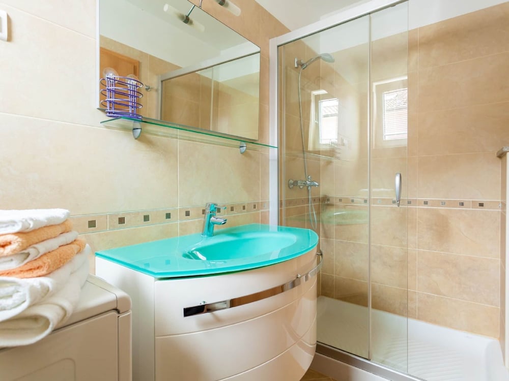 Panoramic Suite, Lake View, Mezzanine photo 2