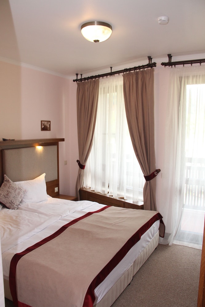Luxury Apartment, 1 Bedroom, Balcony photo 2